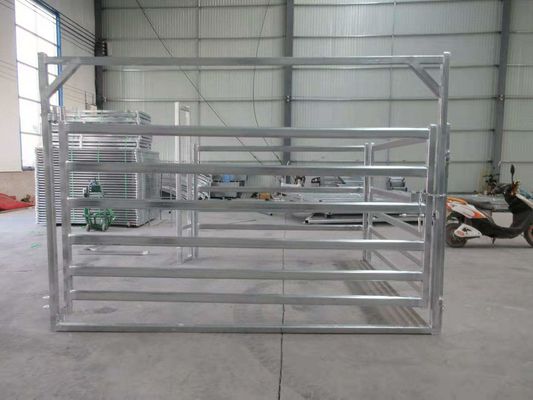 Round Tube Livestock Farm Yard Fence Panels Hot-dipped Galvanized Carbon Steel 